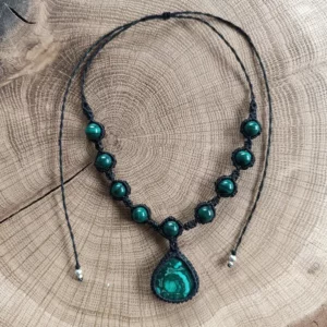 Collier 2